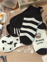 New 5 pair of cow themed socks! Woman's ankle