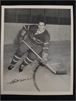 1945-54 Quaker Oats NHL Photo Dickie Moore