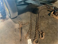 Chains & Binder