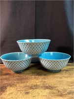 CERTIFIED INTERNATIONAL BLUE GEOMETRIC BOWLS