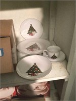 4 place setting of Christmas dinnerware