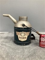 Tiger Motor Oil Co. Can