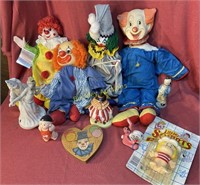 CLOWN DOLLS AND COLLECTIBLES