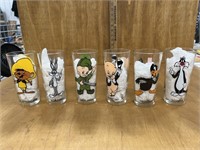 (6) Looney Tunes Character Glasses