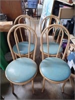 4 metal and vinyl ice cream chairs