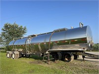 7500G stainless steel 3 compartment tanker