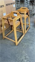 1 lot 2 wood high chairs