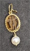 TAGLIAMONTE 18Kt Yellow Gold Carved Cameo Pendant