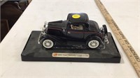 1932 Ford 3-window coupe (1:24) scale