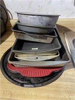 Lot of Assorted Baking Pans