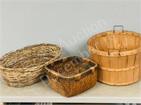 3 baskets, willow, wicker, apple basket