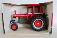 MASSEY-FERGUSON 113D TRACTOR SCALE MODELS 1/16