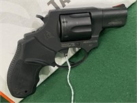 Taurus Model 327 Revolver, 327 Fed.