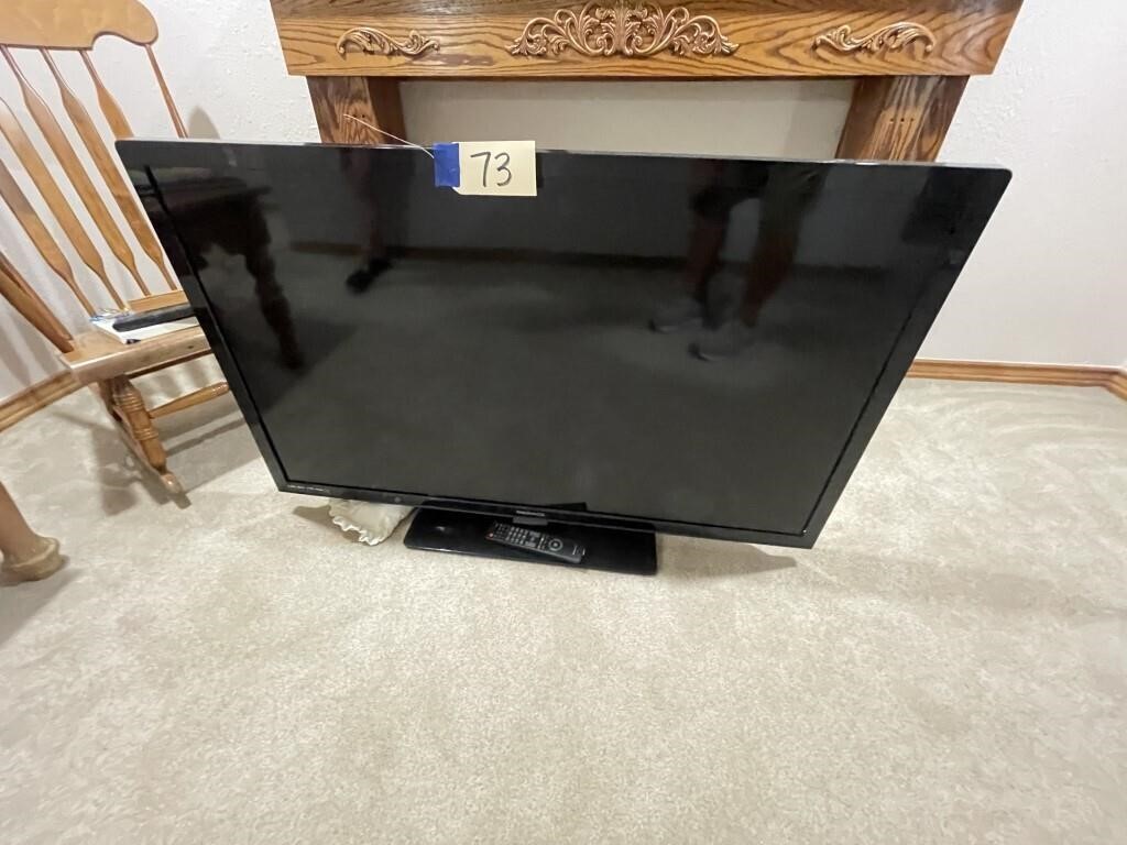 Magnavox Flat Screen TV 50" w/Remote