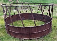 Round Bale Feeder with Skirt. Requires Some
