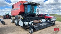 MF 8680 Combine