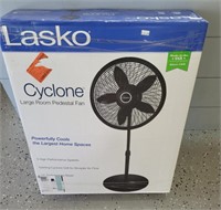 Lasko Cyclone Large Room Pedestal Fan