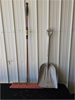 Broom & Shovel