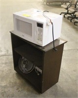 Whirlpool Microwave, Fan & Shelf, Approx