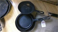3 cast wagner fry pans