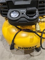 DeWalt Nailer & Compressor Combo Kit