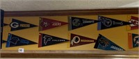 16 MINI FLAGS CHIEFS, LIONS, VIKINGS, BENGALS,