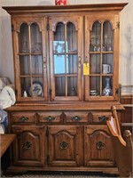 MODERN CHINA CABINET-NO CONTENTS SELLS W/THIS UNIT