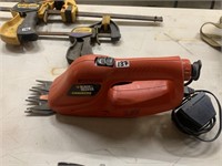 BLACK AND DECKER HEDGE TRIMMERS