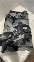 Size M fleece camo shirt