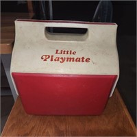 Igloo Playmate Lunch Box