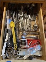 Northland Stainless Drawer Contents