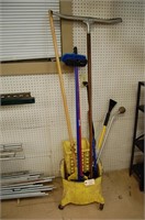 Commercial Mop Bucket & Mop W/ Broom/Squeegee