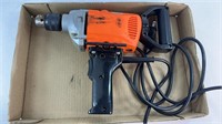 CHICAGO ELECTRIC HEAVY DUTY DRILL