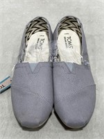 Toms Ladies Canvas Shoes Size 7 (Pre Owned)