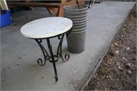 PATIO TABLE & 9 BALL BASKETS