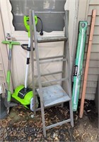 Green Works Tool, Shelf, LED Light Tube. Not