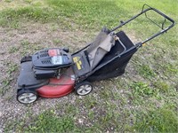 21" Yardmachine Push Lawn Mower