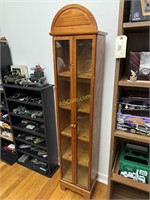 5- Shelf cabinet with 2 glass front doors,