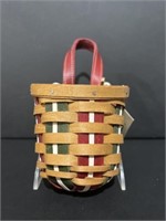 2009 Longaberger Holiday Sweets Basket with Liner