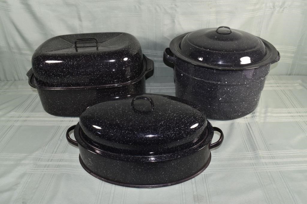 3 pcs agateware: 2 roasting pans and a canning/ste