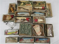 ANTIQUE PFLUEGER LURES & BOXES: