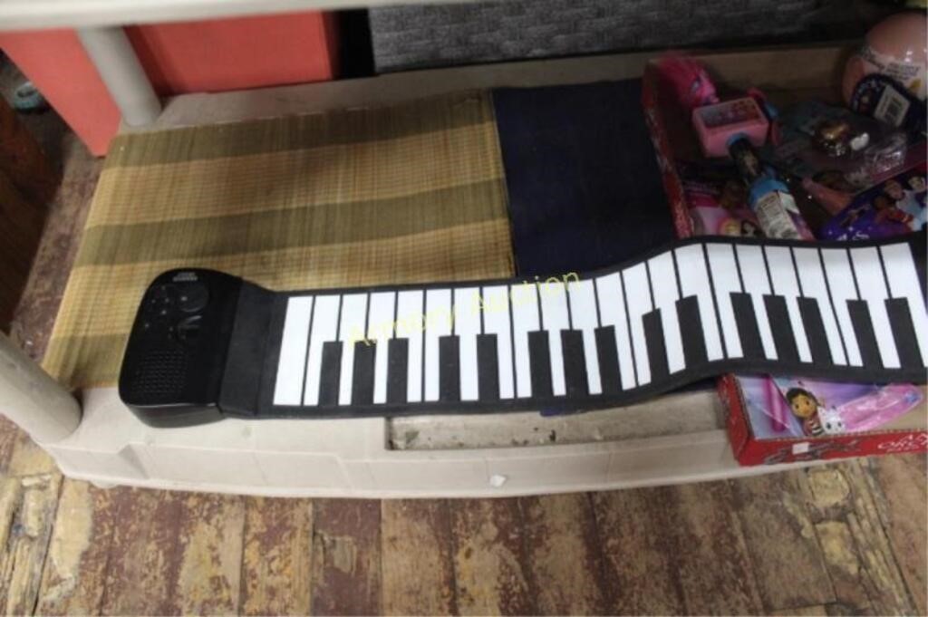 SHARPER IMAGE ROLL OUT PIANO
