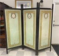Painted Wooden Dressing Screen