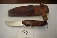 Buck 403 skinning knife