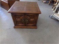 End table