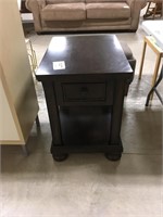 19x26 Inch End Table