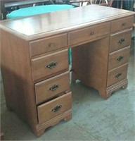 8 drawer desk 43x20x30H