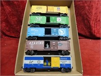 Lionel rolling stock train cars.