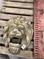 Lion head, approx 21" tall x 17" wide