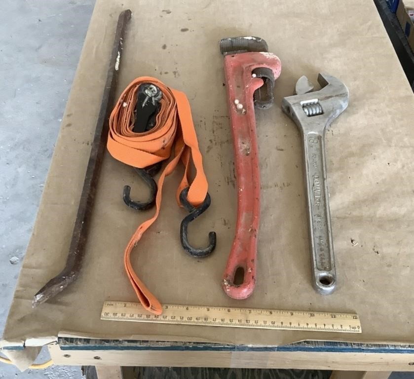 Tool lot w/ pipe wrench, crescent & misc.